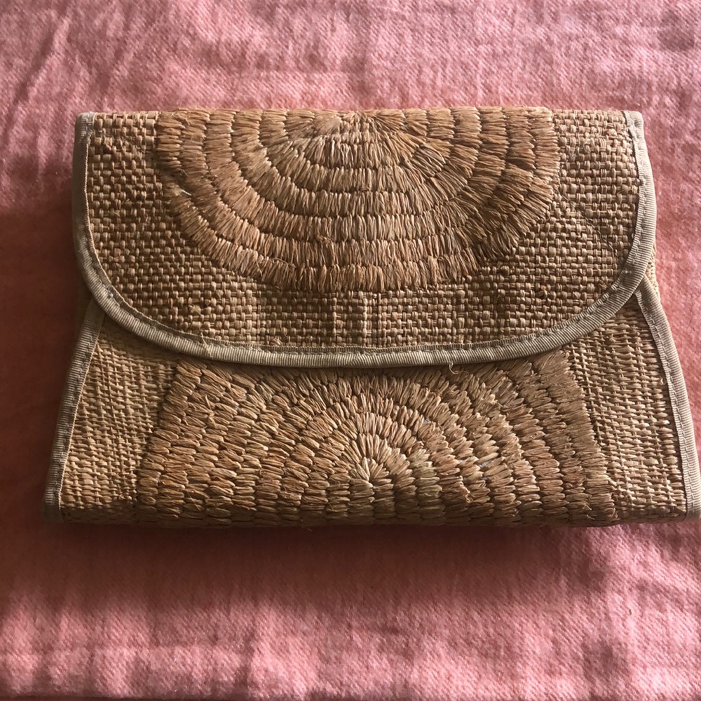 Boho Rattan clutch - Picture 6 of 8